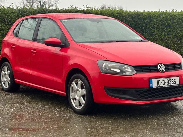 Volkswagen Polo Hatchback, Petrol, 2010, Red