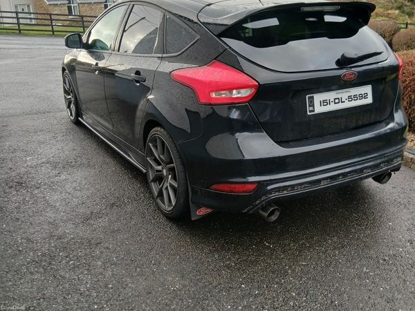 Ford Focus Hatchback, Diesel, 2015, Black