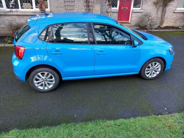 Volkswagen Polo Hatchback, Petrol, 2016, Blue