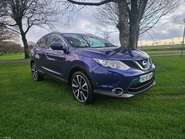 Nissan Qashqai Hatchback, Diesel, 2016, Blue