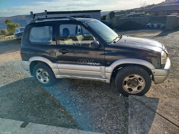 Suzuki Grand Vitara SUV, Petrol, 2005, Black