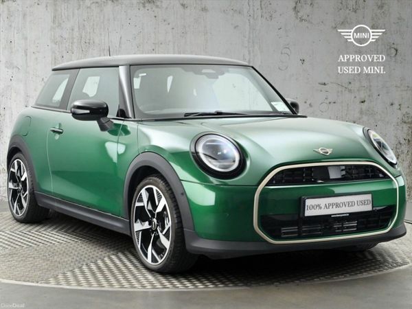 Mini Cooper Hatchback, Petrol, 2024, Green