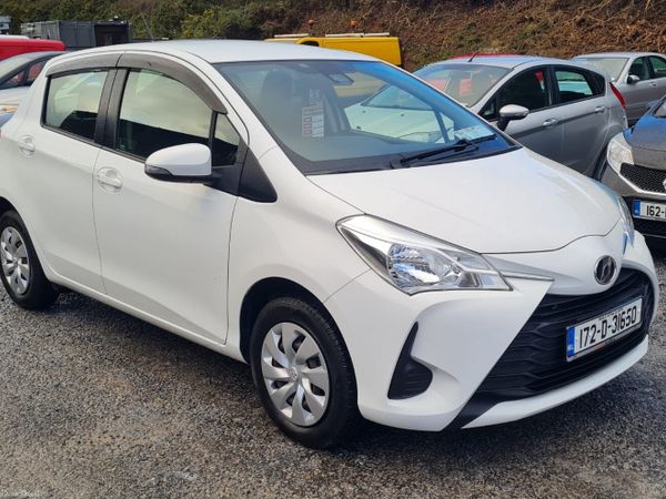 Toyota Vitz Hatchback, Petrol, 2017, White