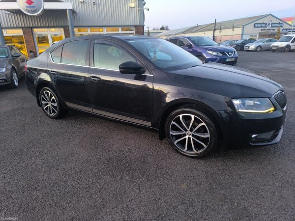 Skoda Octavia Saloon, Diesel, 2016, Black