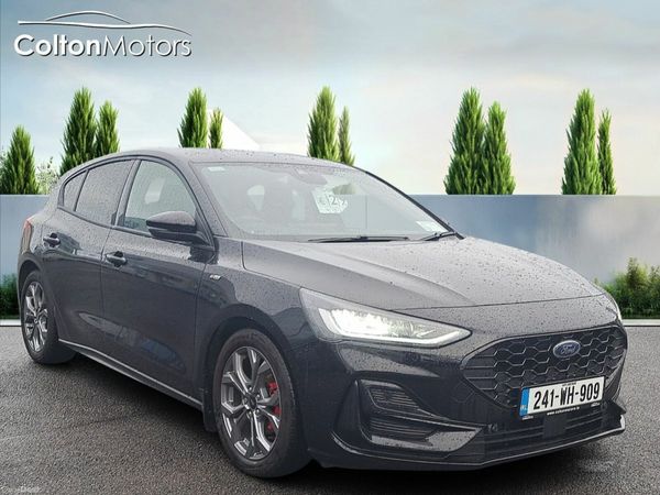 Ford Focus Hatchback, Petrol, 2024, Black