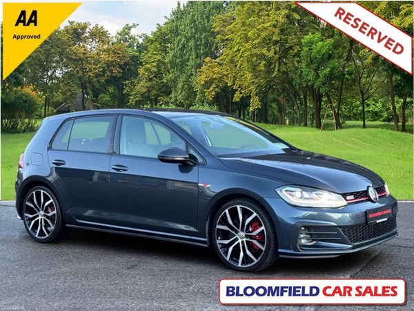 Volkswagen Golf Hatchback, Petrol, 2019, Blue