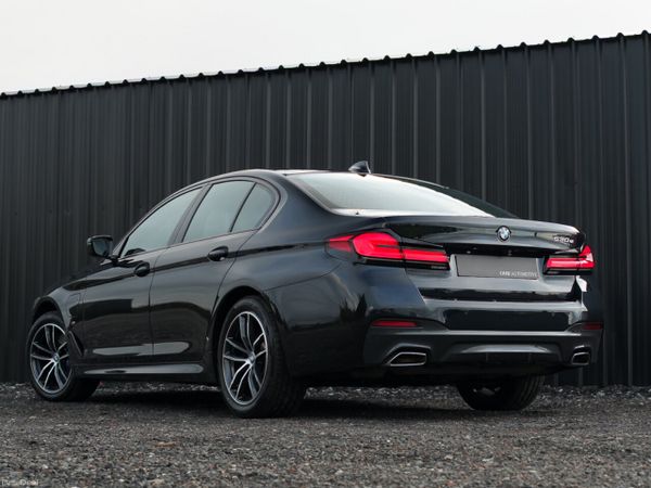 BMW 5-Series Saloon, Petrol Hybrid, 2021, Black