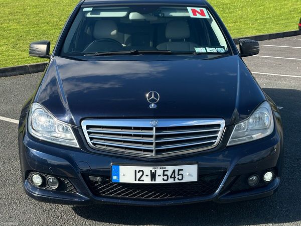 Mercedes-Benz C-Class Saloon, Diesel, 2012, Blue