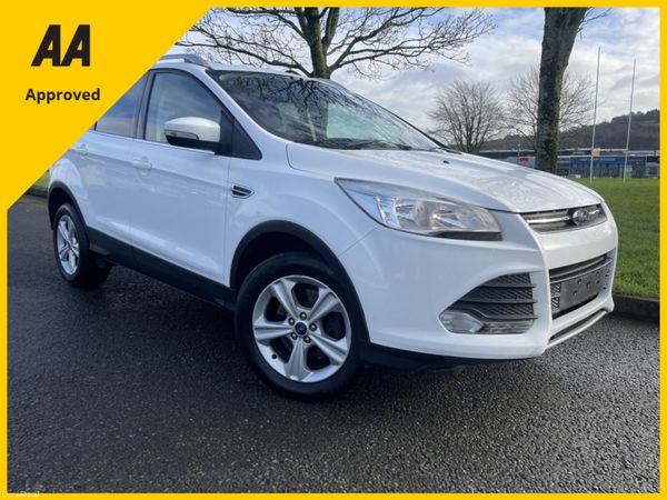 Ford Kuga Hatchback, Diesel, 2016, White
