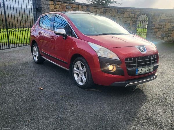 Peugeot 3008 MPV, Diesel, 2012, Red