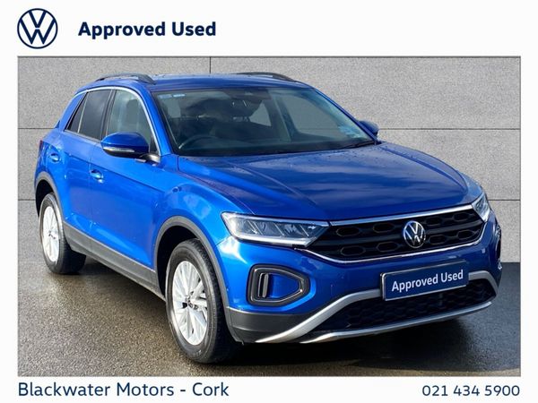 Volkswagen T-Roc SUV, Petrol, 2023, Blue