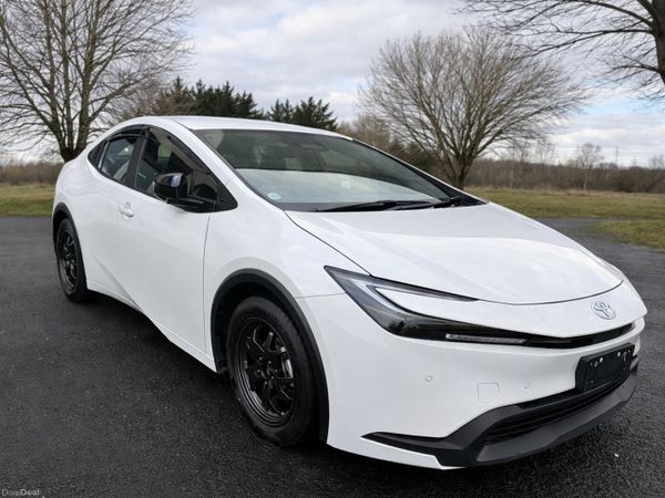 Toyota Prius Hatchback, Petrol Hybrid, 2024, White