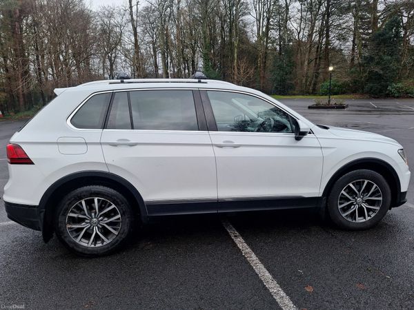 Volkswagen Tiguan SUV, Diesel, 2017, White