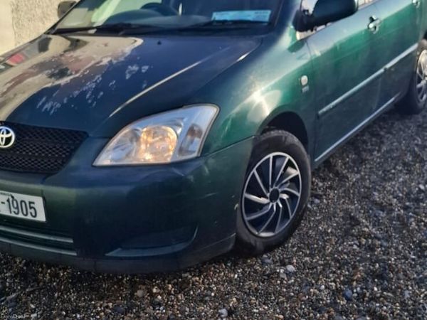 Toyota Corolla Hatchback, Petrol, 2003, Green