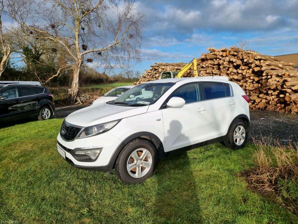 Kia Sportage SUV, Diesel, 2015, White