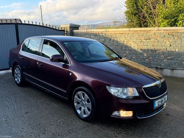 Skoda Superb Saloon, Diesel, 2012, Red
