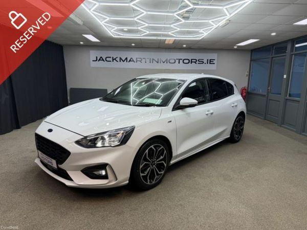 Ford Focus Hatchback, Diesel, 2020, White