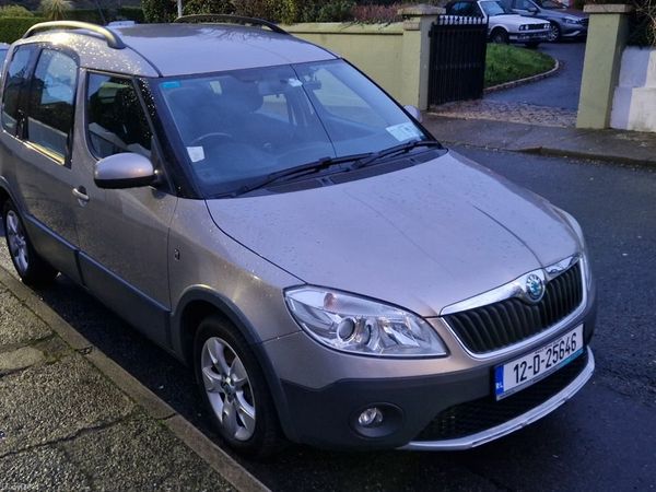 Skoda Roomster MPV, Diesel, 2012, Beige
