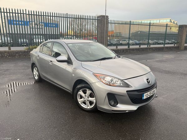 Mazda Mazda3 Saloon, Diesel, 2012, Grey