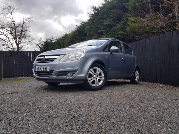 Opel Corsa Hatchback, Petrol, 2010, Silver