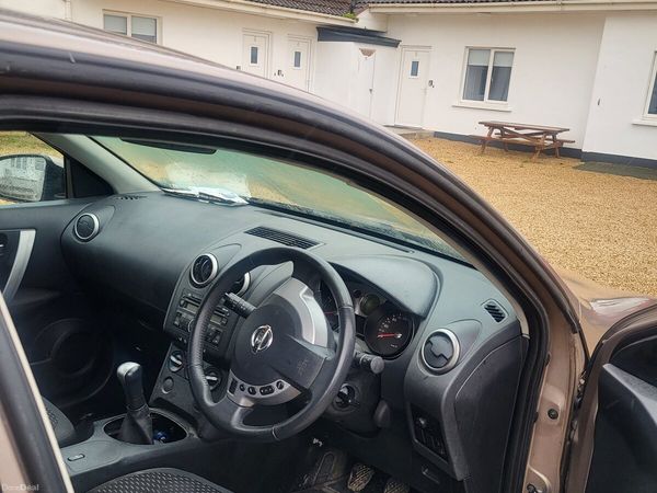 Nissan Qashqai Hatchback, Petrol, 2007, Brown