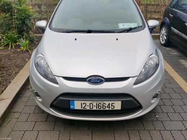Ford Fiesta Hatchback, Petrol, 2012, Silver