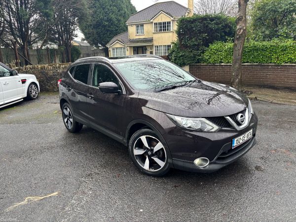 Nissan Qashqai Hatchback, Diesel, 2015, Black