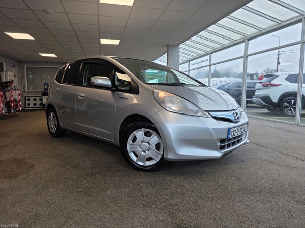 Honda Fit Hatchback, Petrol Hybrid, 2013, Silver