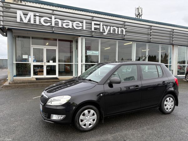 Skoda Fabia Hatchback, Petrol, 2014, Black