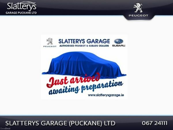 Peugeot 2008 MPV, Petrol, 2024, Red