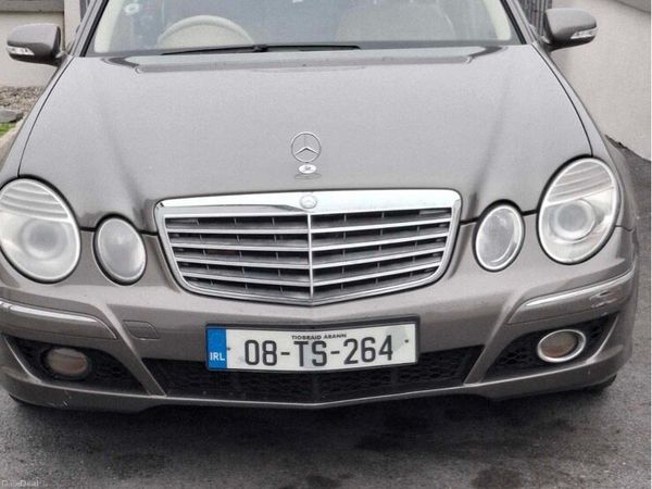 Mercedes-Benz E-Class Saloon, Diesel, 2008, Grey