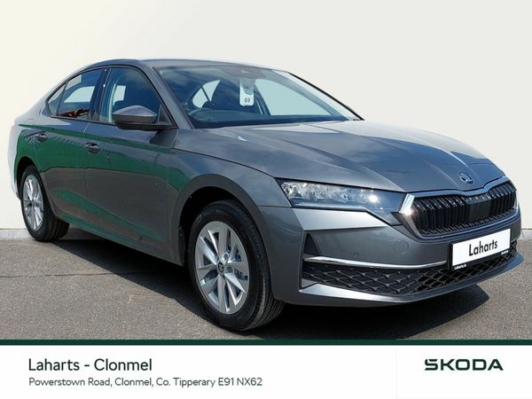 Skoda Octavia Saloon, Diesel, 2025, Grey