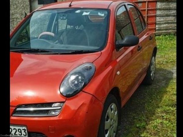 Nissan Micra Hatchback, Petrol, 2006, Red