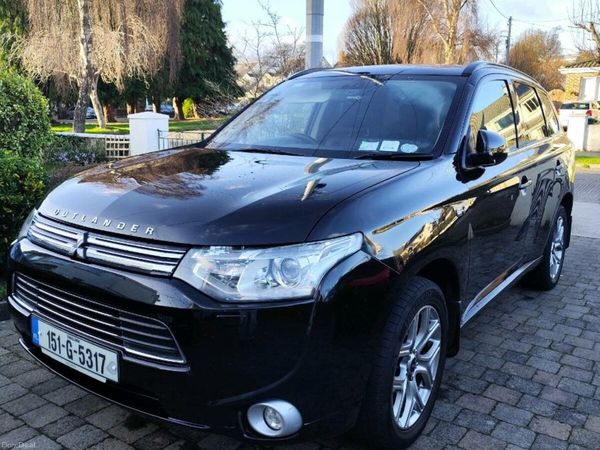 Mitsubishi Outlander SUV, Petrol Plug-in Hybrid, 2015, Black