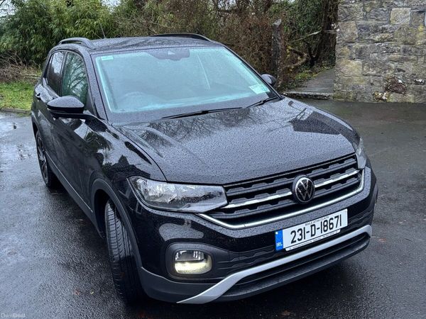 Volkswagen T-Cross Estate/Jeep, Petrol, 2023, Black