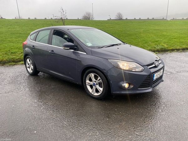 Ford Focus Hatchback, Diesel, 2011, Grey