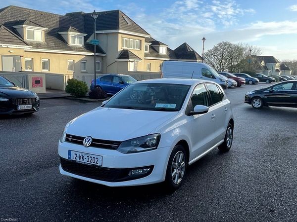 Volkswagen Polo Hatchback, Petrol, 2012, White