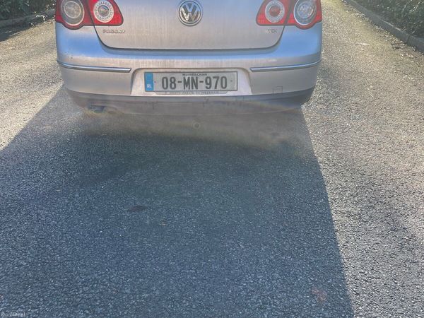 Volkswagen Passat Saloon, Diesel, 2008, Silver