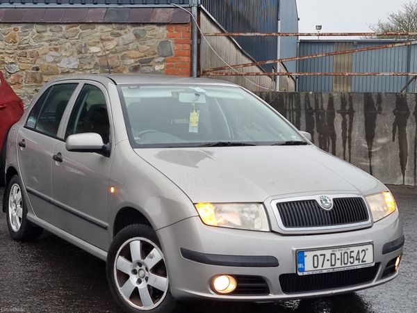 Skoda Fabia Hatchback, Petrol, 2007, Beige