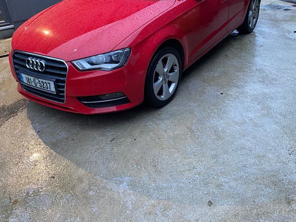 Audi A3 Hatchback, Diesel, 2014, Red