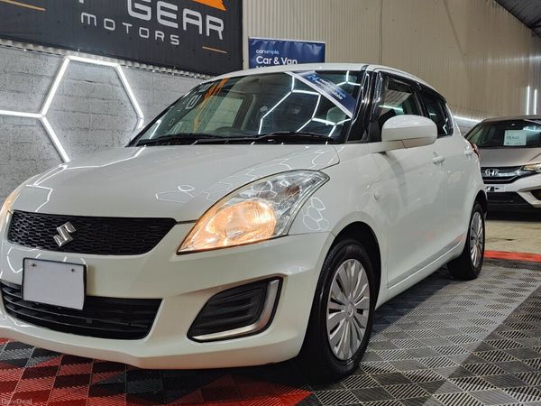 Suzuki Swift Hatchback, Petrol, 2016, White