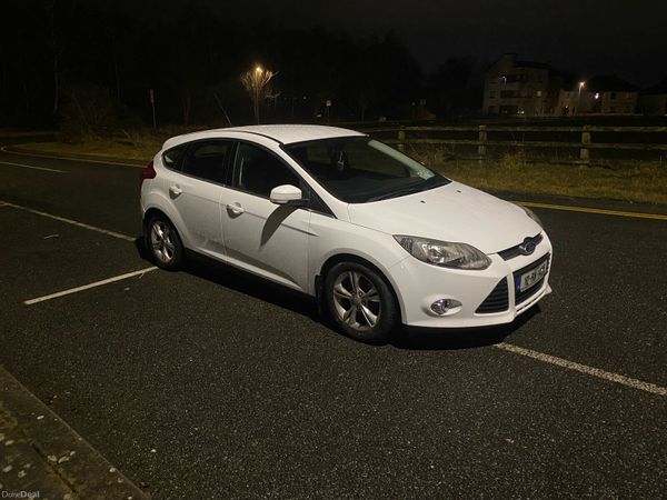 Ford Focus Hatchback, Diesel, 2012, White