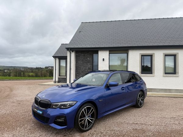 BMW 3-Series Estate, Petrol Hybrid, 2021, Blue