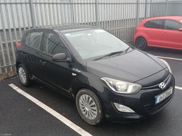 Hyundai i20 Hatchback, Diesel, 2013, Black