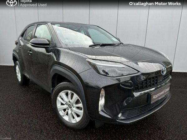Toyota Yaris Cross Hatchback, Petrol Hybrid, 2023, Black
