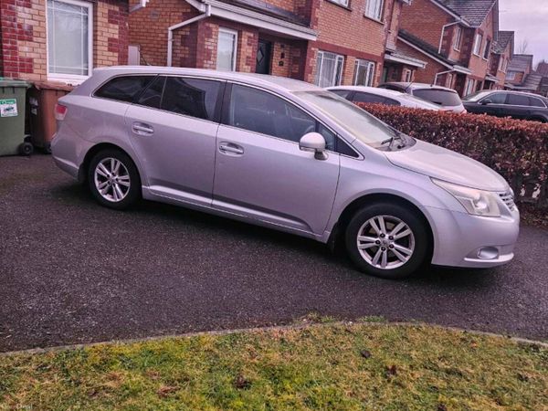 Toyota Avensis Estate, Diesel, 2009, Silver