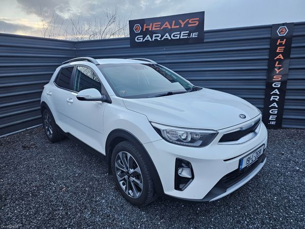Kia Stonic Estate/Jeep, Petrol, 2019, White