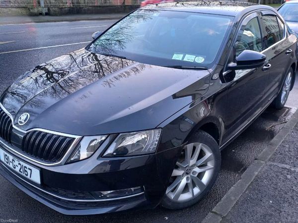 Skoda Octavia Saloon, Diesel, 2019, Black