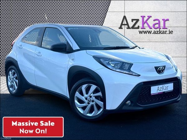Toyota Aygo Hatchback, Petrol, 2022, White