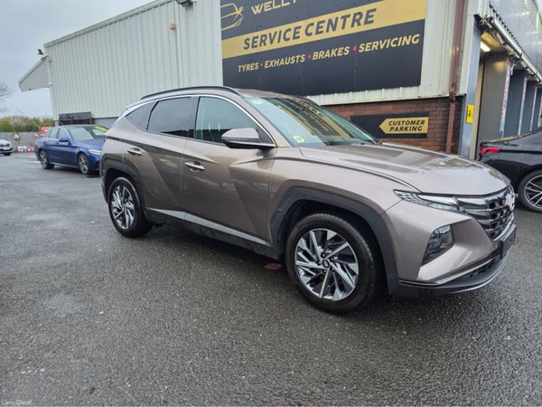 Hyundai Tucson MPV, Diesel, 2021, Brown
